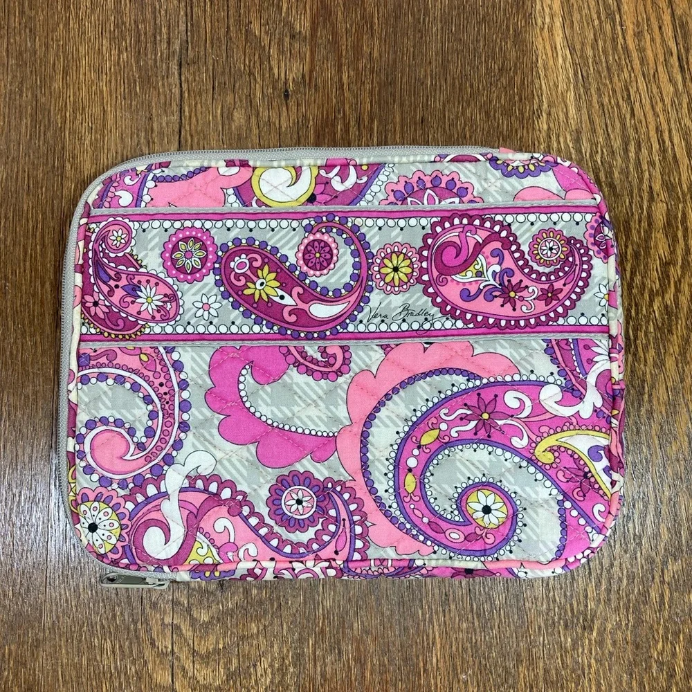 Vera Bradley Floral Tablet Sleeve Paisley Meets Plaid Ret Pattern approx 8x10”